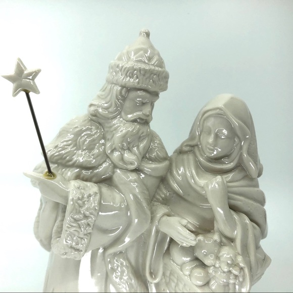 SOLD Father Frost & Babushka White Porcelain Figurine - Picture 5 of 16